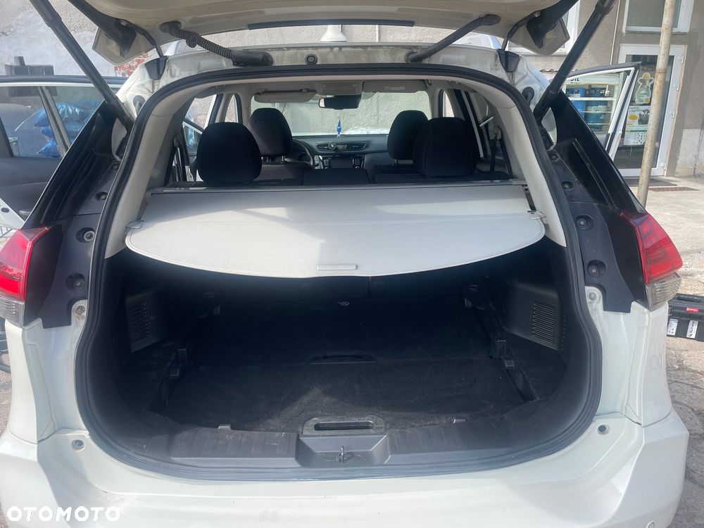 Nissan X-Trail 2.0 dCi N-Connecta 2WD Xtronic - 14