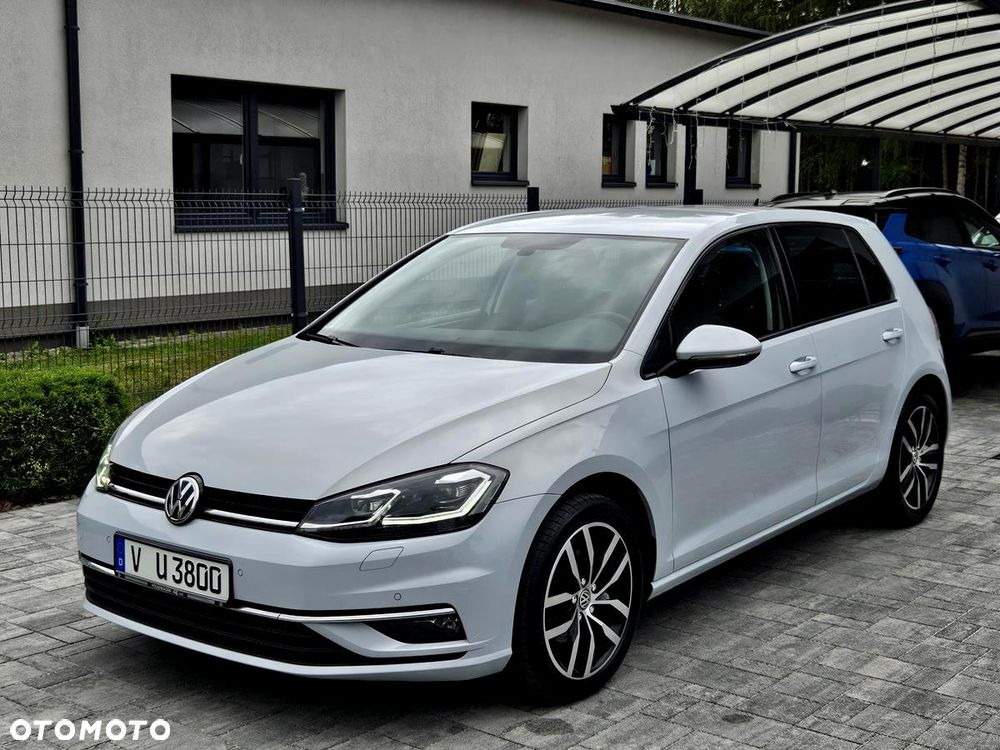 Volkswagen Golf 1.6 TDI SCR Comfortline - 6