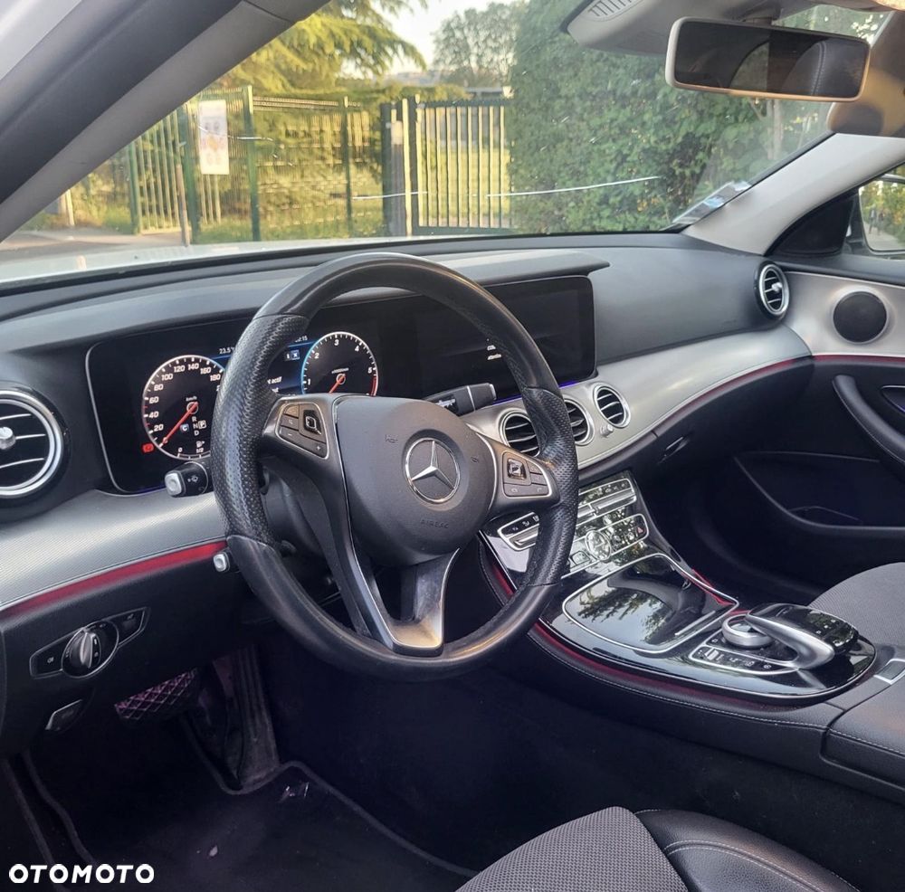 Mercedes-Benz Klasa E 220 d 9G-TRONIC Avantgarde - 14