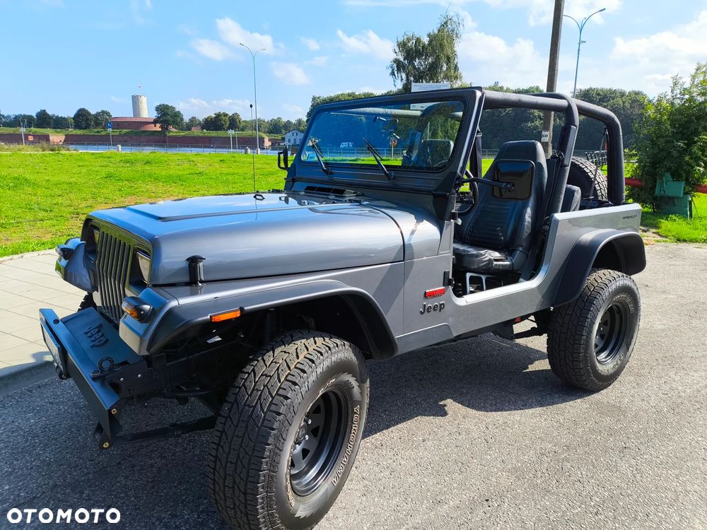 Jeep Wrangler 2.5L - 4