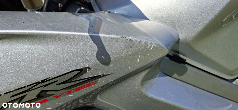 Honda VFR - 14