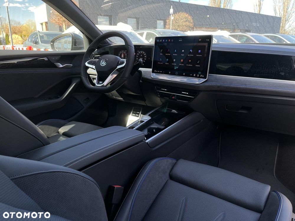 Volkswagen Passat 2.0 TSI 4Mot R-Line Plus DSG - 26
