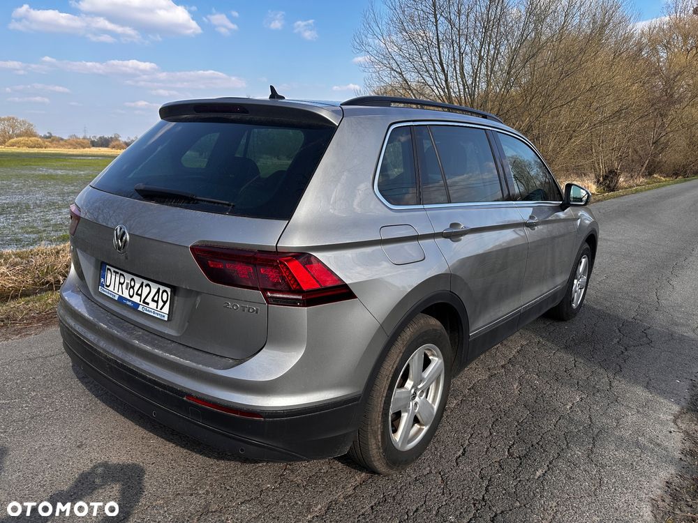 Volkswagen Tiguan - 9