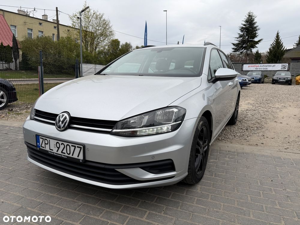 Volkswagen Golf 1.6 TDI BMT Comfortline - 1