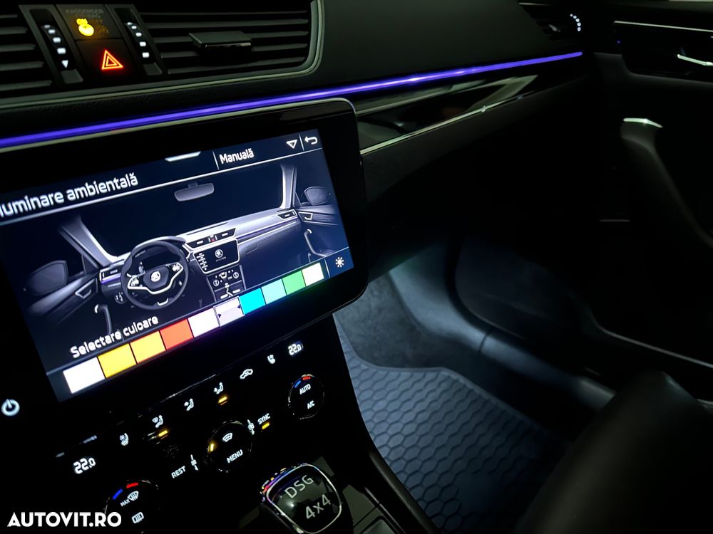 Skoda Superb Combi 2.0 TDI 4X4 DSG Laurin & Klement - 38