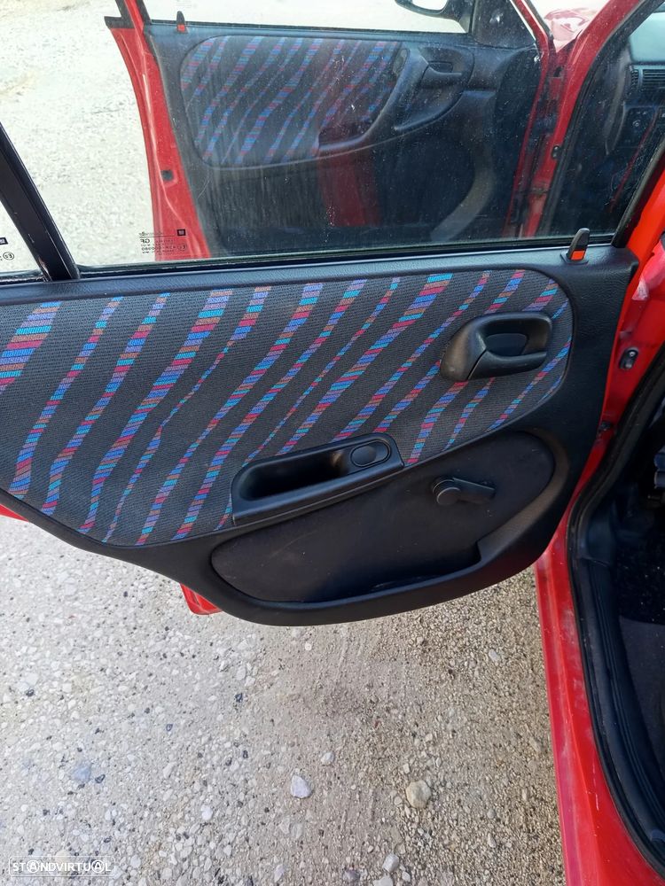 Opel Astra Caravan 1.4i 16V Sport - 11