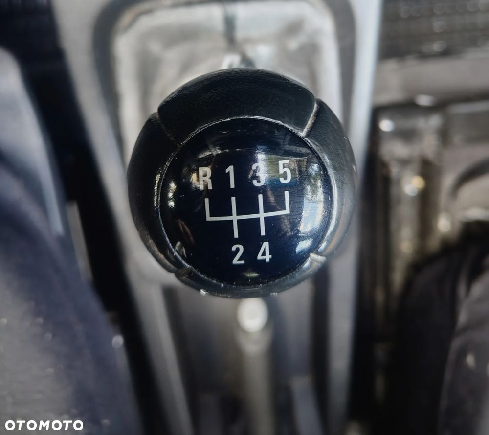 Opel Meriva 1.6 16V Essentia - 8