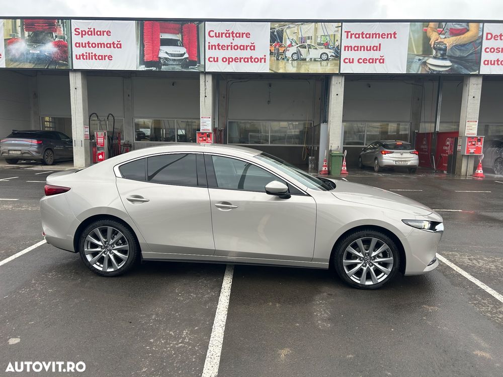 Mazda 3 e-Skyactiv G150 AT MHEV Plus - 4