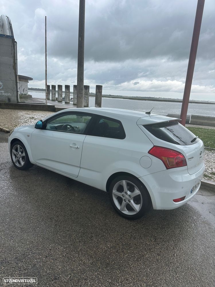 Kia ProCeed - 1