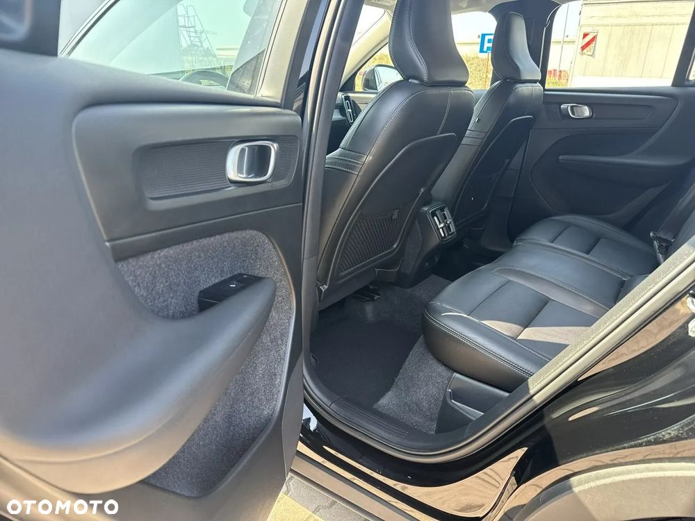 Volvo XC 40 T3 Inscription - 14