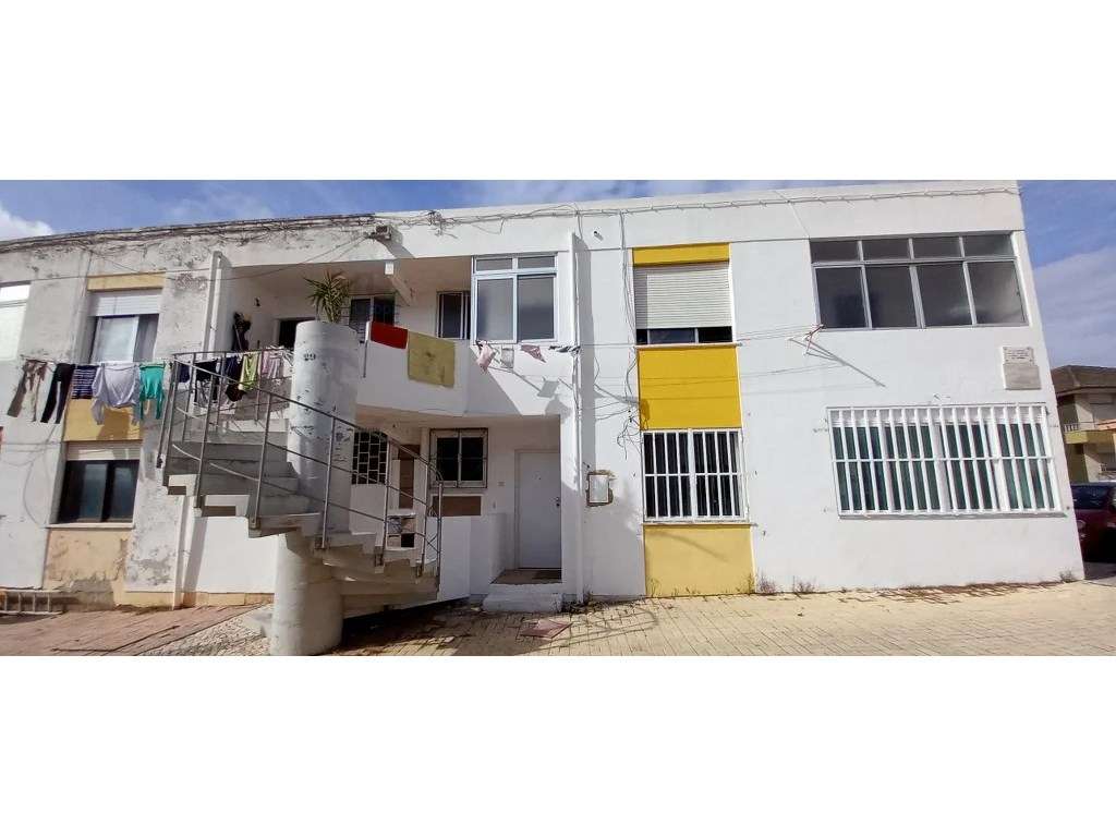 Fantástico T4 Totalmente Remodelado no Afonsoeiro, Montijo - Grande imagem: 5/14