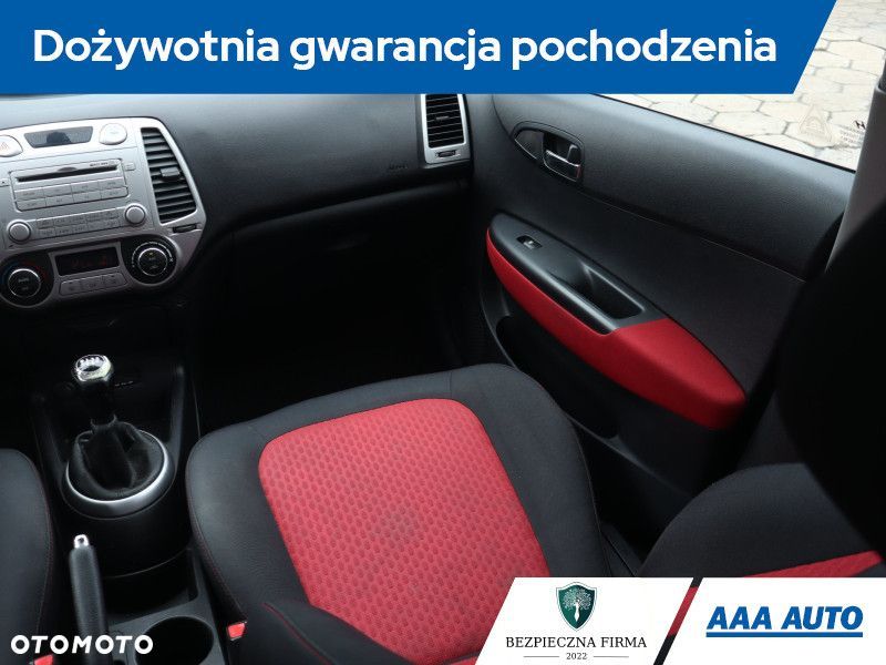 Hyundai i20 - 10