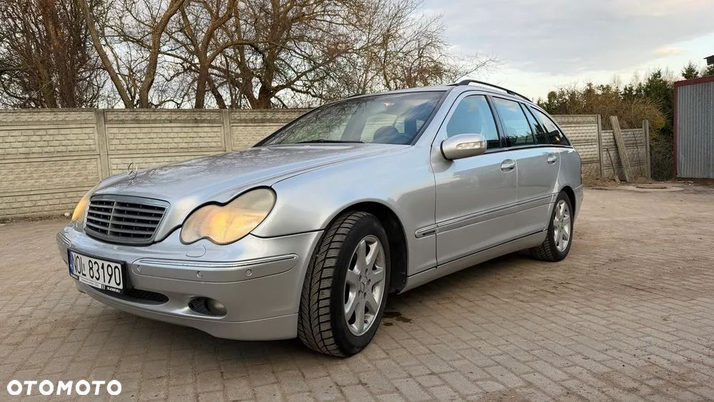 Mercedes-Benz C-Class 2001 photo 5