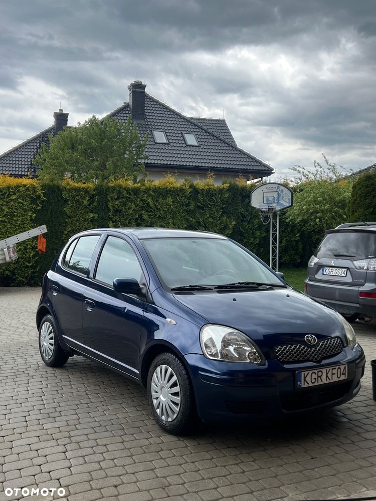 Toyota Yaris 1.0 Sol - 1