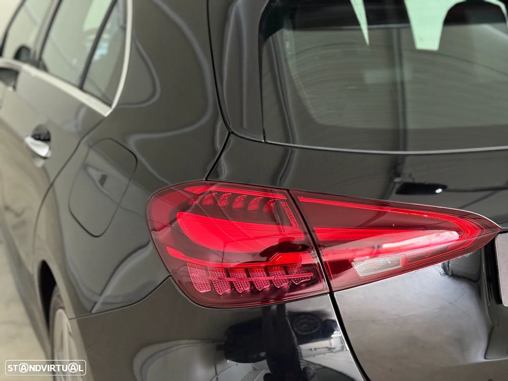 Mercedes-Benz A 180 7G-DCT AMG Line - 47