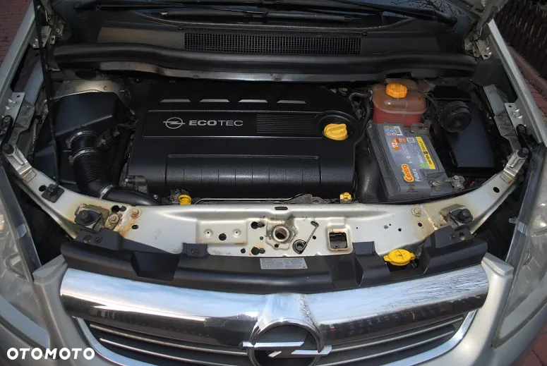 Opel Zafira 1.9 CDTI Cosmo - 2