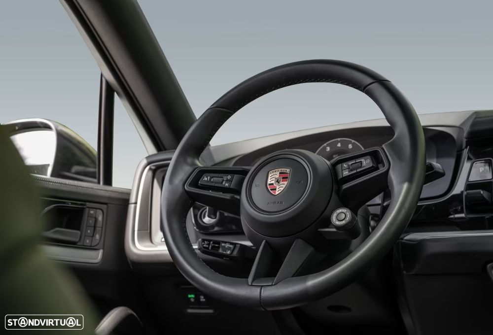 Porsche Cayenne Coupé E-Hybrid - 17