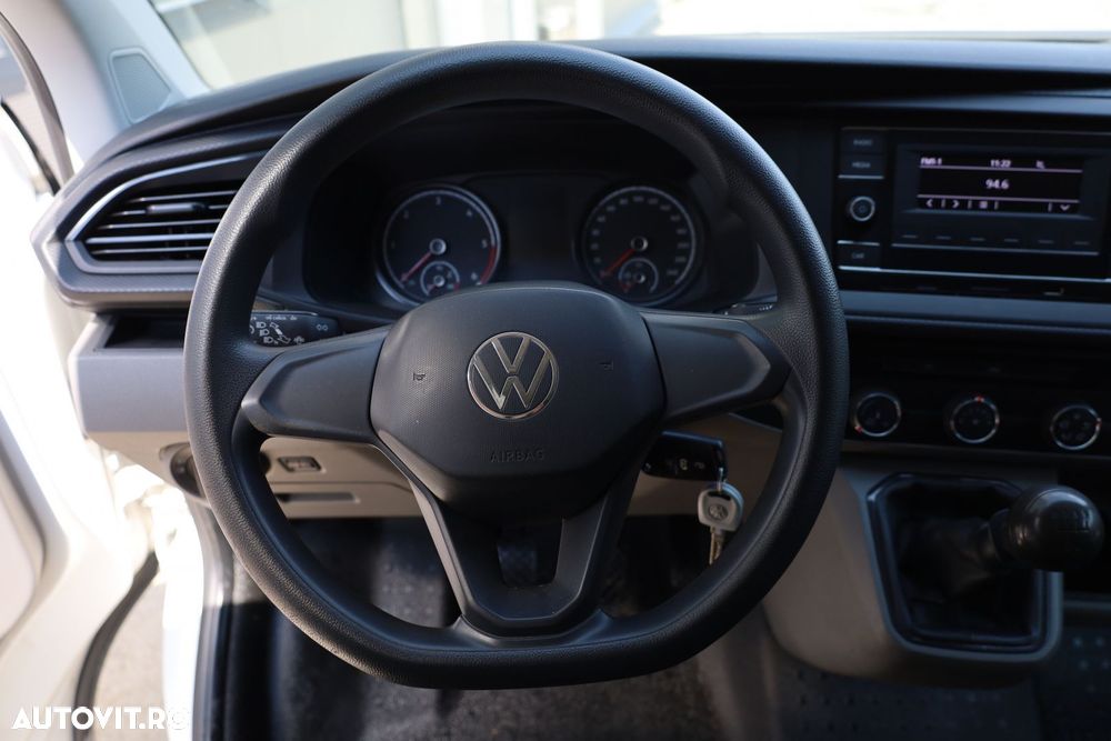 Volkswagen Transporter - 17