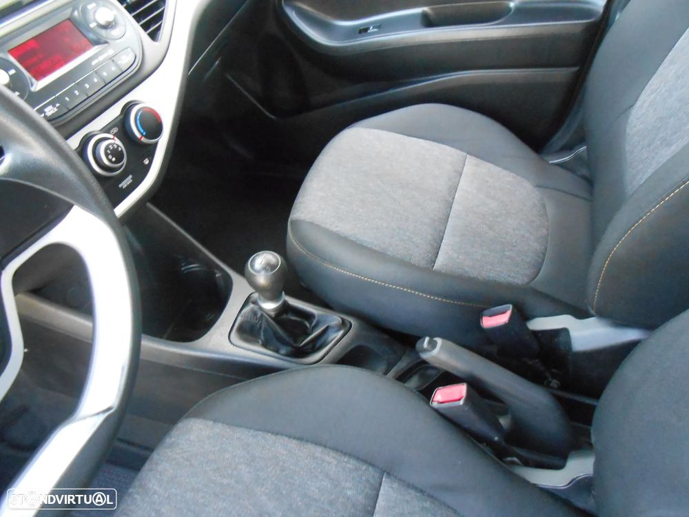 Kia Picanto 1.0 CVVT More GPL - 16
