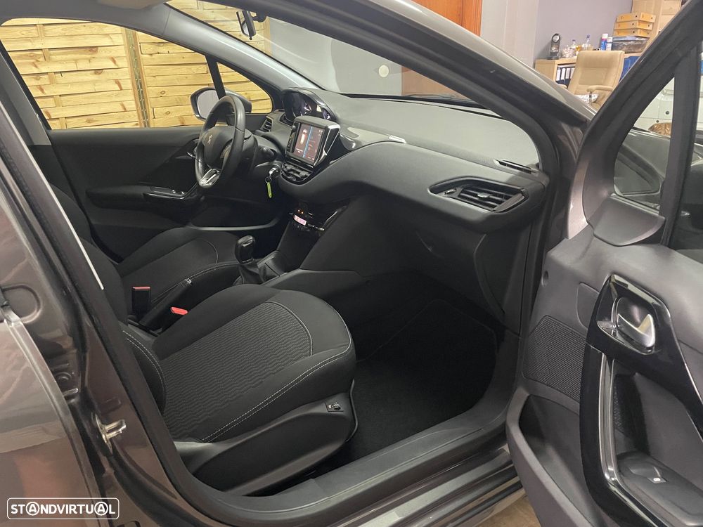 Peugeot 208 PureTech 82 Start & Stop Active - 17