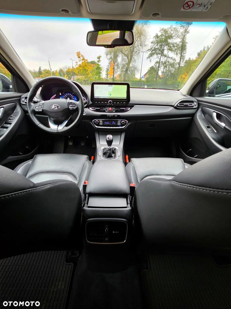 Hyundai i30 Kombi 1.5 T-GDI 48V-Hybrid EDITION 30 - 40