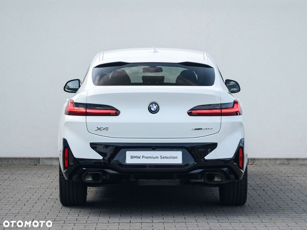 BMW X4 - 10
