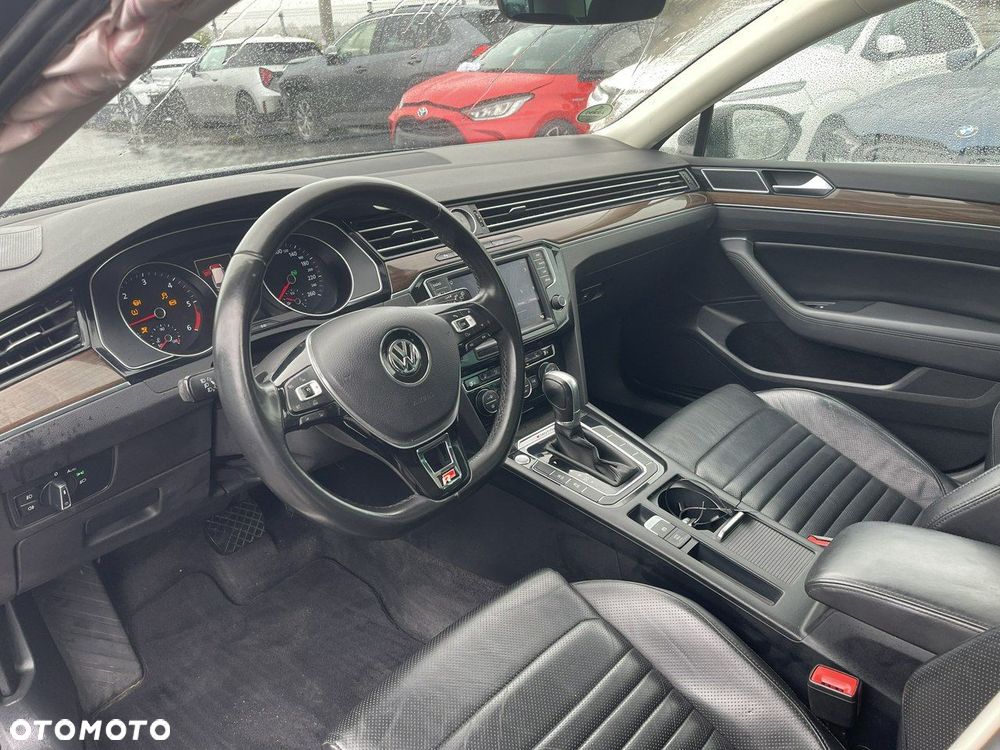 Volkswagen Passat Variant 2.0 TDI SCR 4Motion DSG (BMT) Highline - 6