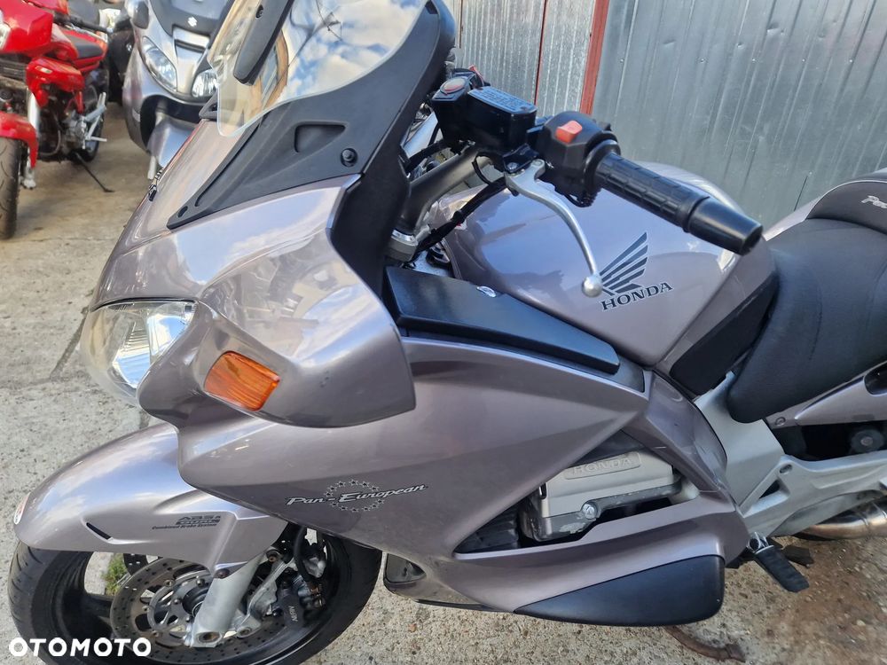 Honda ST - 32