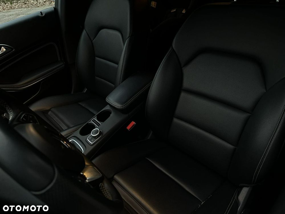 Mercedes-Benz CLA 180 d - 9