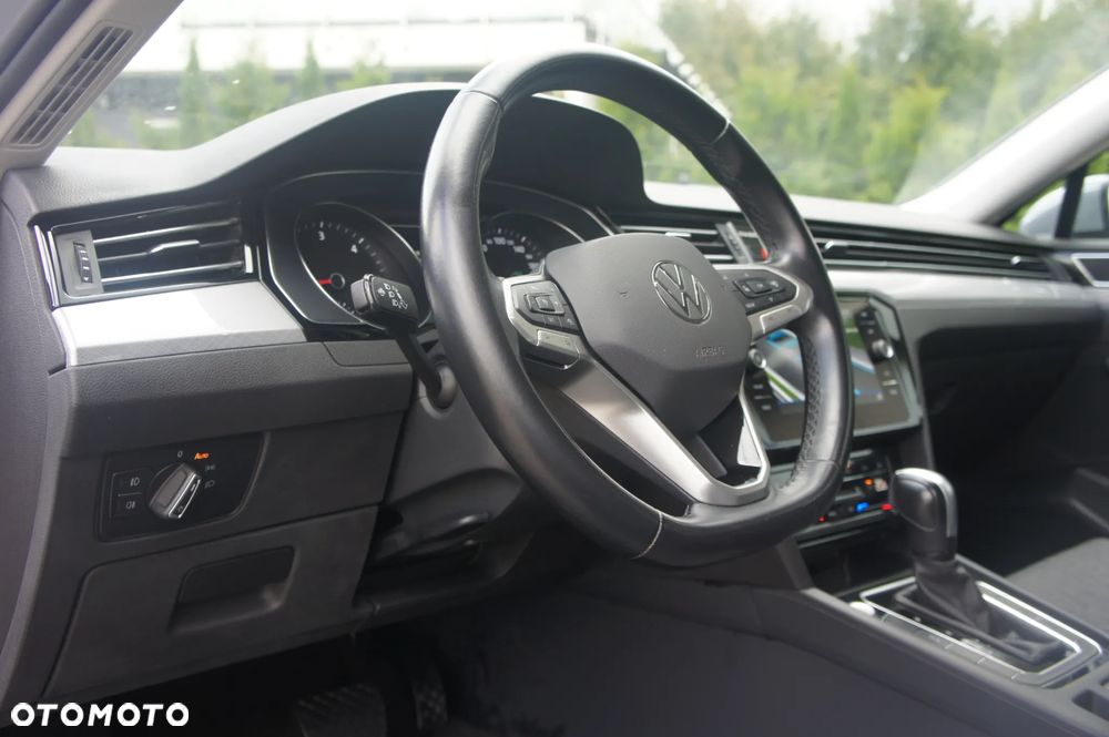 Volkswagen Passat 2.0 TDI EVO Business DSG - 14