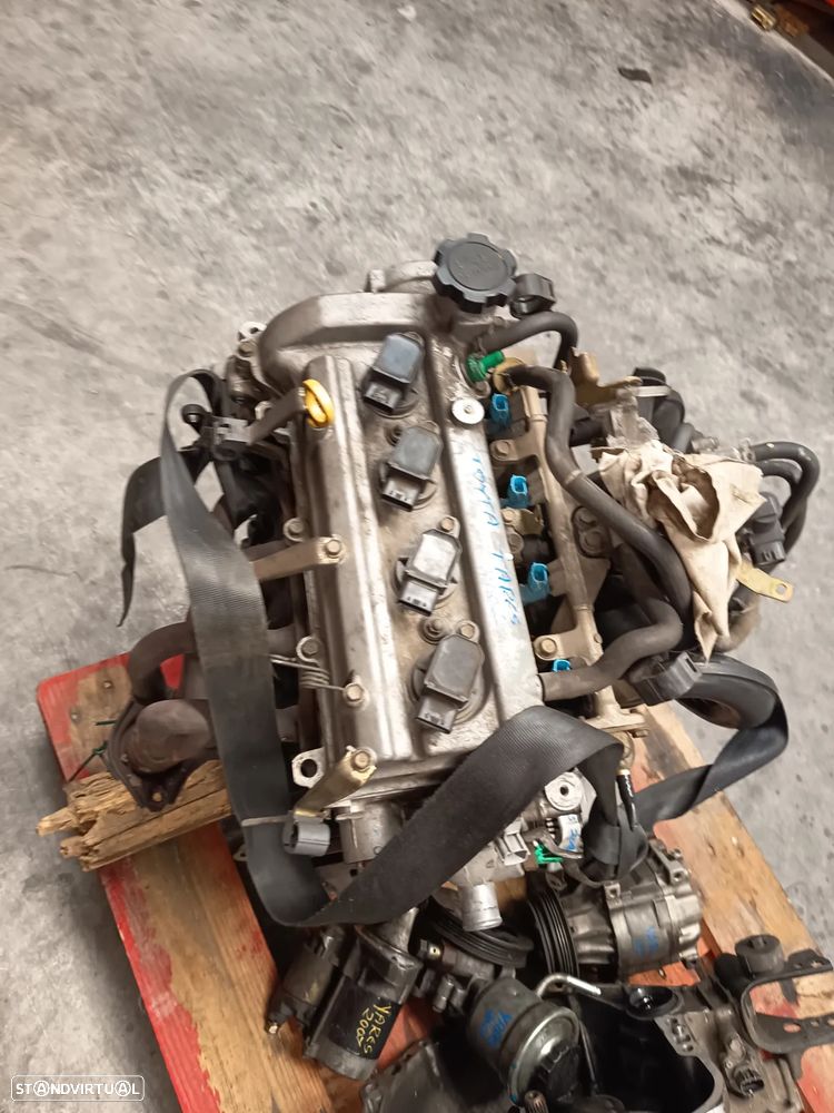 Motor Toyota Yaris 1.0 gasolina Ref: 1SZ - 6