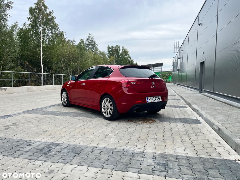 Alfa Romeo Giulietta - 8