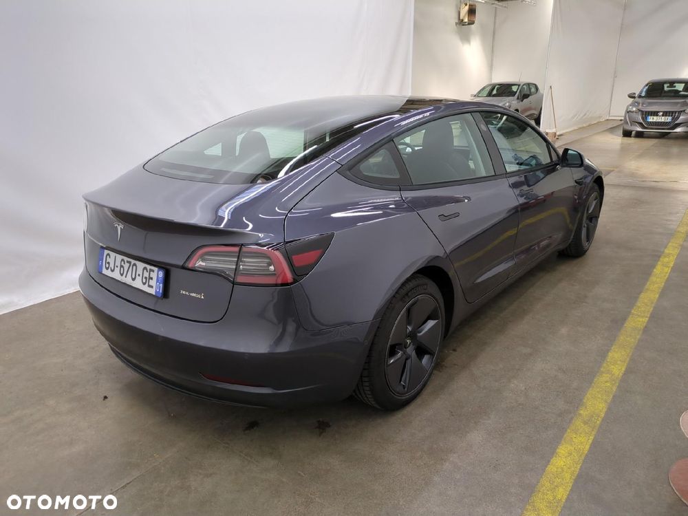 Tesla Model 3 Standard Reichweite Plus Hinterradantrieb - 18