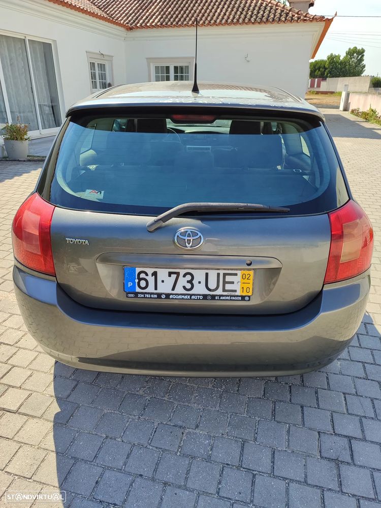 Toyota Corolla - 3