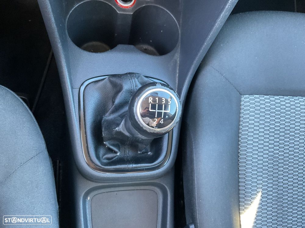 VW Polo 1.6 TDI Confortline BlueMotion - 27