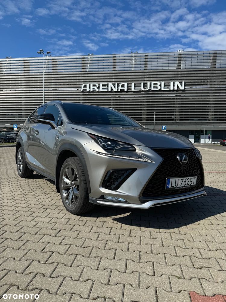 Lexus NX 300 F Sport AWD - 2