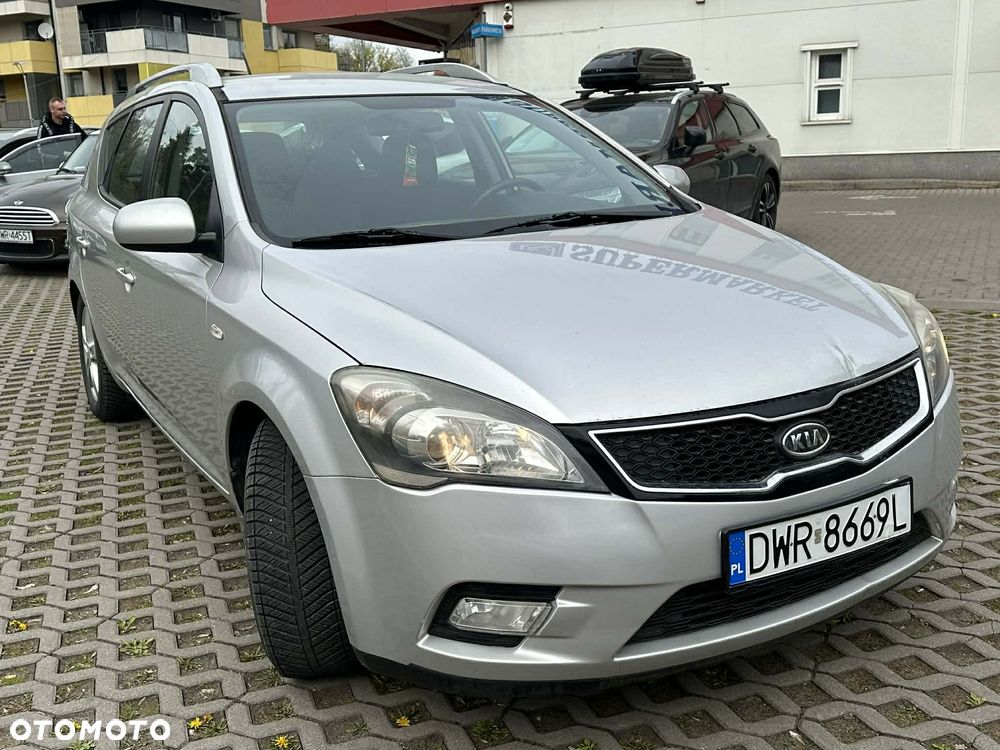 Kia Ceed - 5