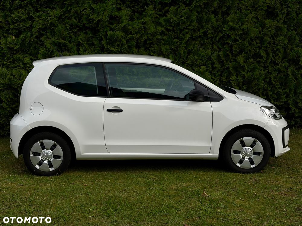 Volkswagen up! - 9
