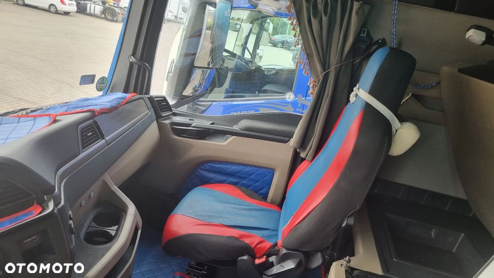 MAN TGX - 9