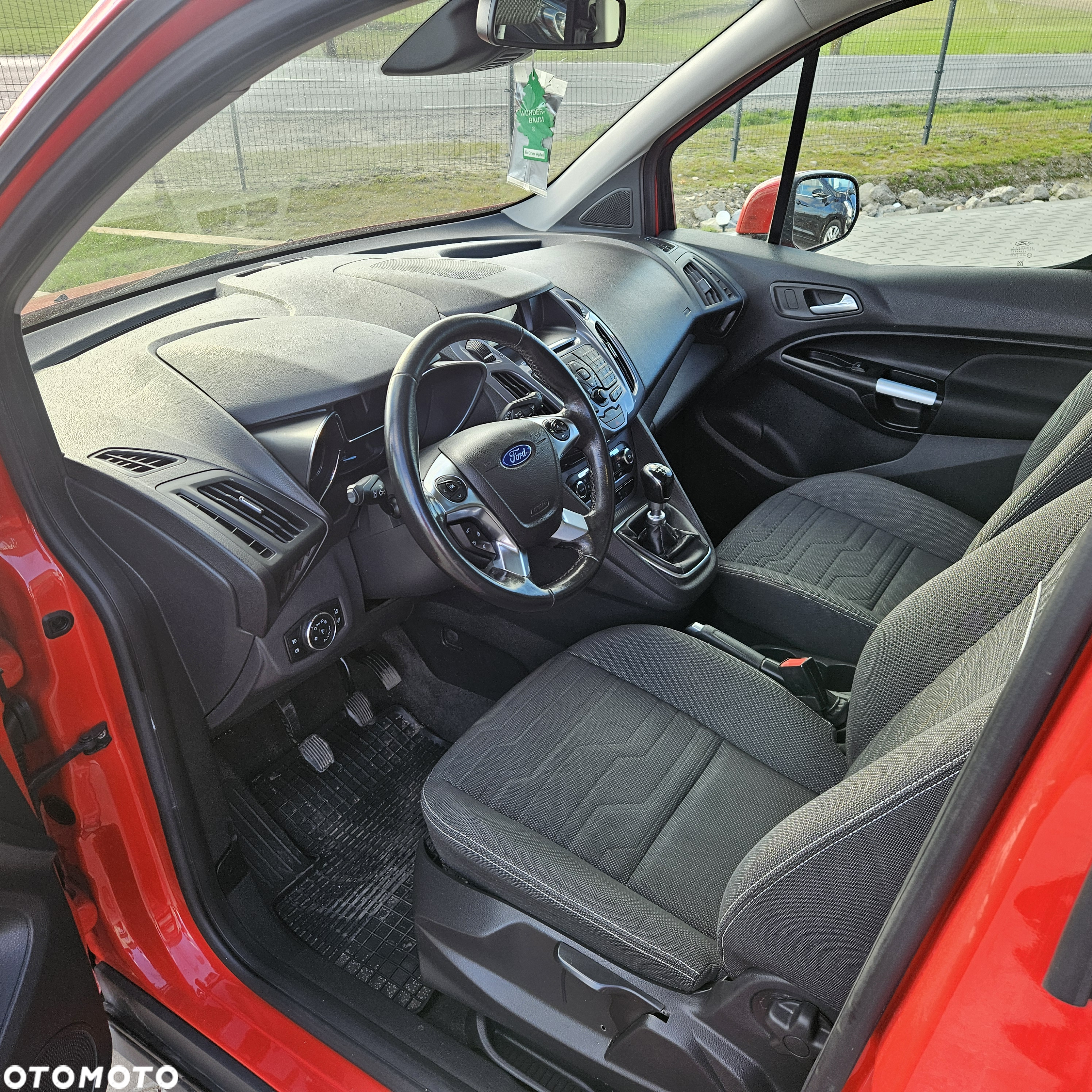 Ford Tourneo Connect 1.0 EcoBoost Start-Stop Titanium - 19