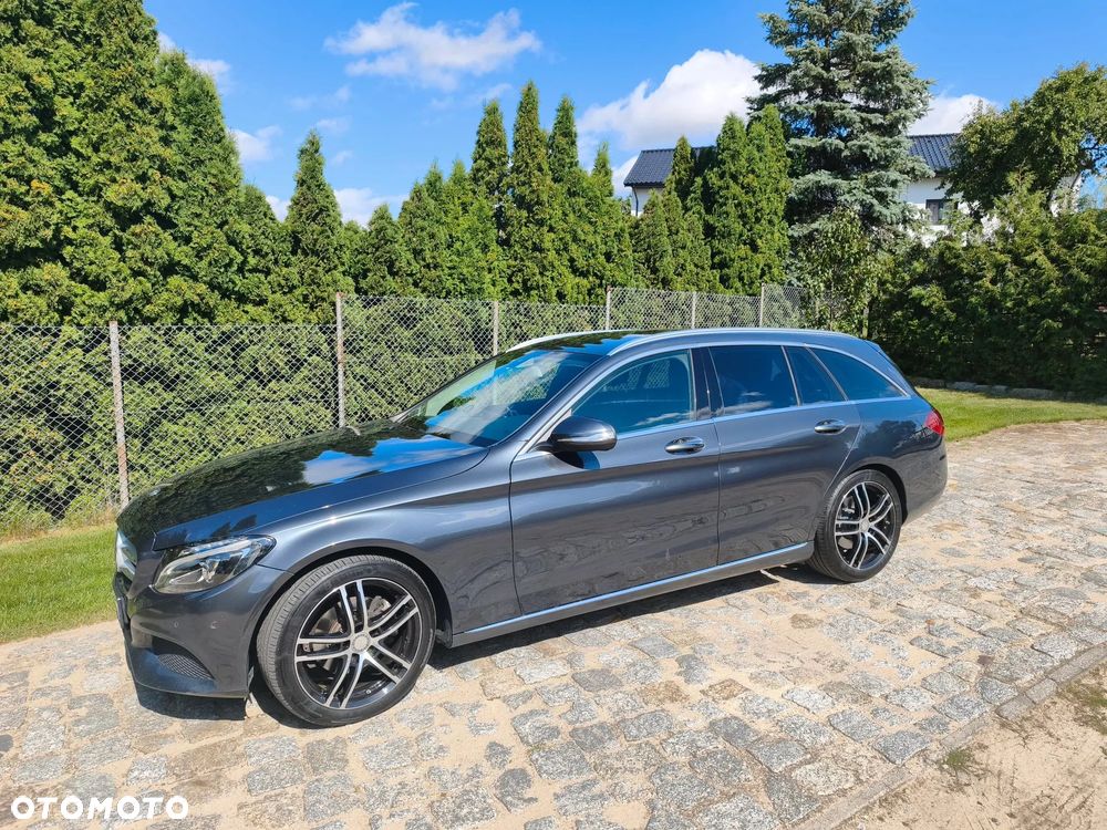 Mercedes-Benz Klasa C 220 (BlueTEC) d 7G-TRONIC Avantgarde - 4