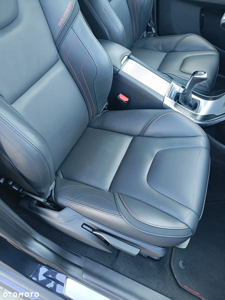 Volvo XC 60 - 32