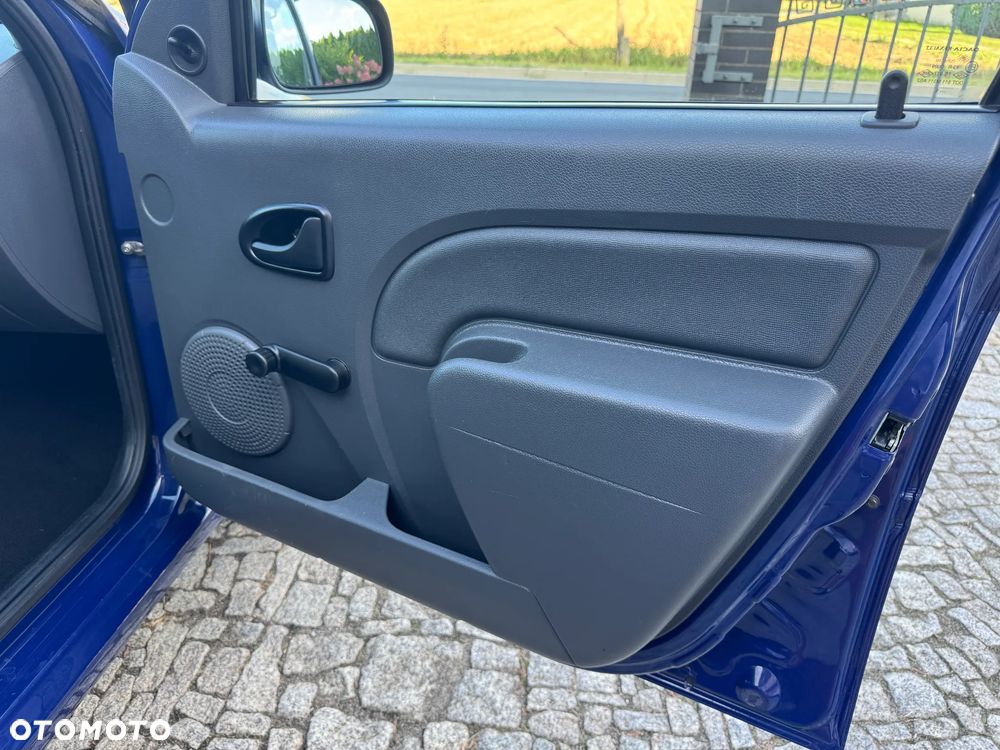 Dacia Pick Up - 29