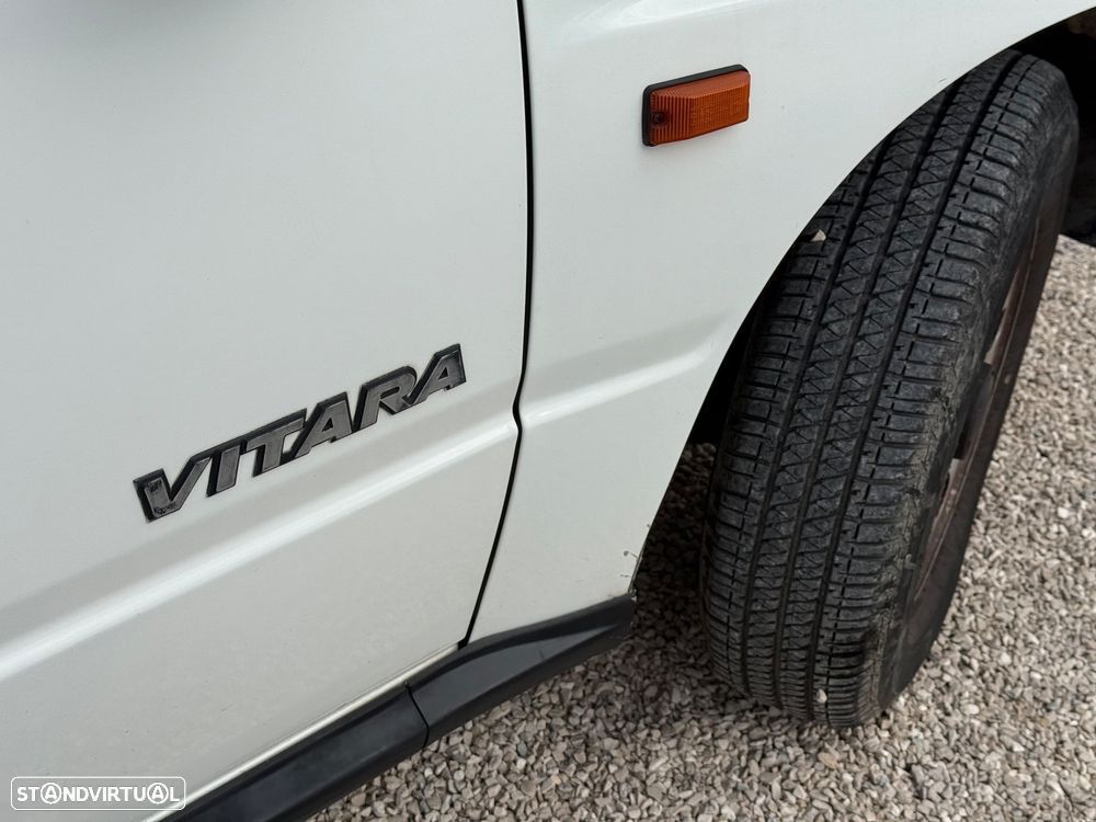 Suzuki Vitara 1.9 TD JLX - 11