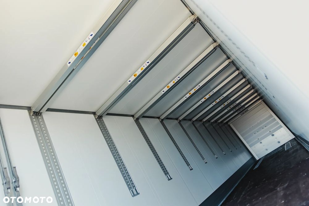 Schmitz Cargobull SCB*S3B - 15