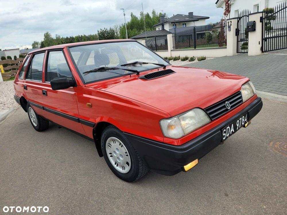 Polonez Caro - 1