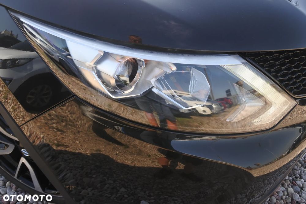 Nissan Qashqai 1.2 DIG-T Tekna EU6 - 27