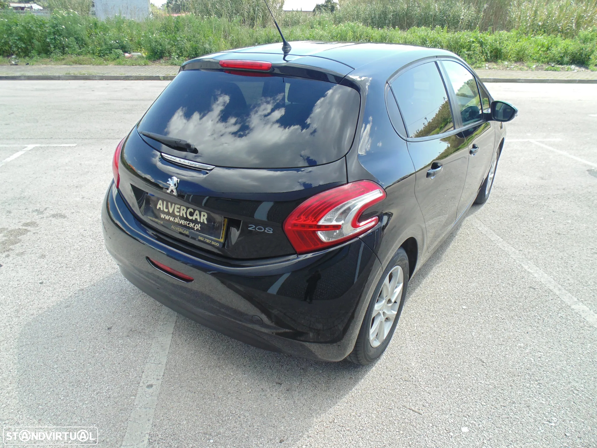Peugeot 208 1.4 HDi Active - 11