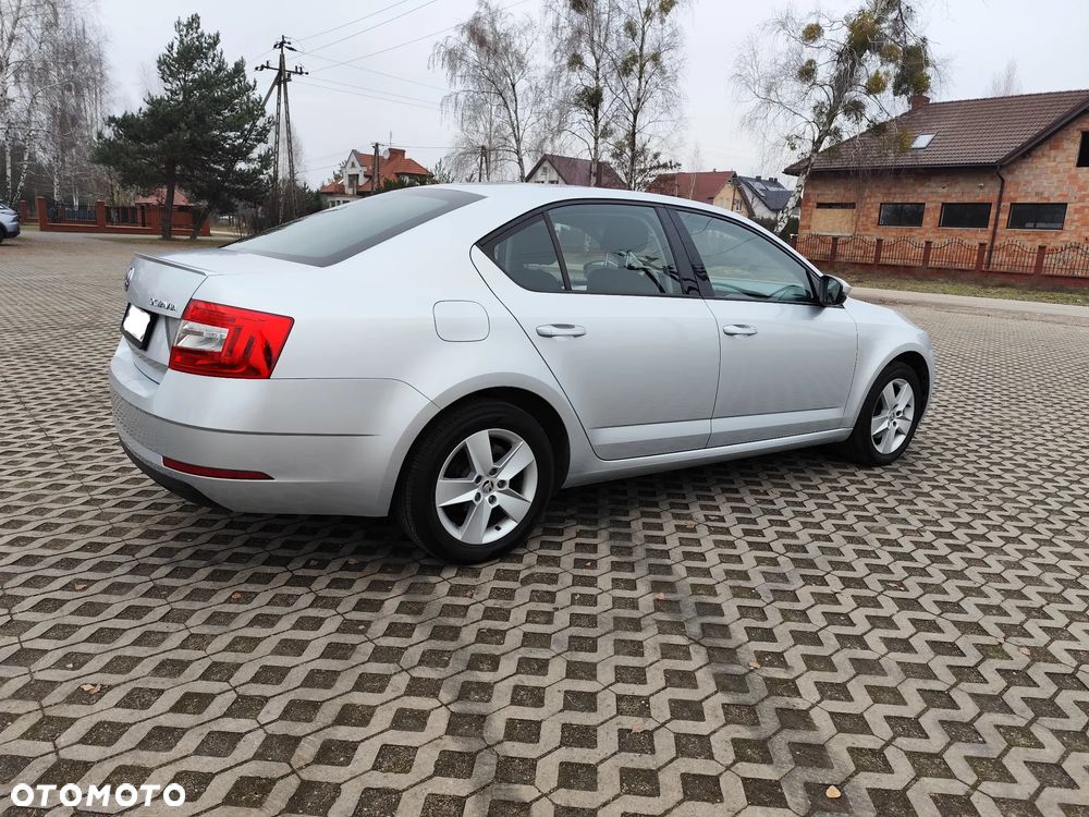 Skoda Octavia 1.4 TSI Ambition - 4