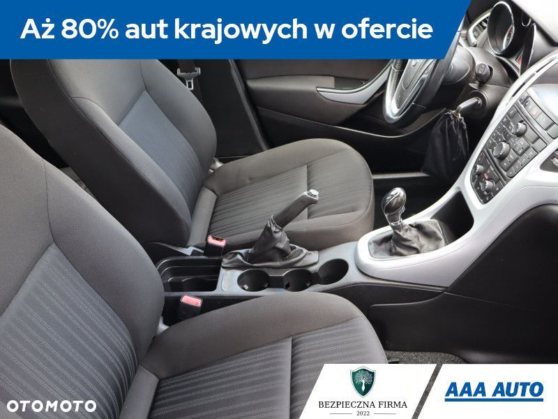 Opel Astra - 11